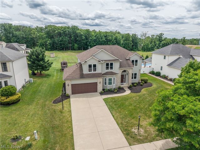 13435 Glenbrook Drive, Strongsville, OH 44136