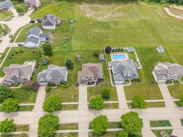 13435 Glenbrook Drive, Strongsville, OH 44136