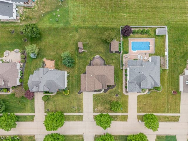 13435 Glenbrook Drive, Strongsville, OH 44136