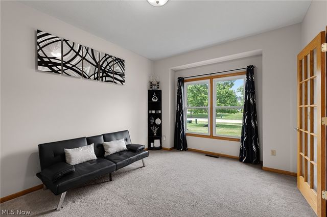 13435 Glenbrook Drive, Strongsville, OH 44136