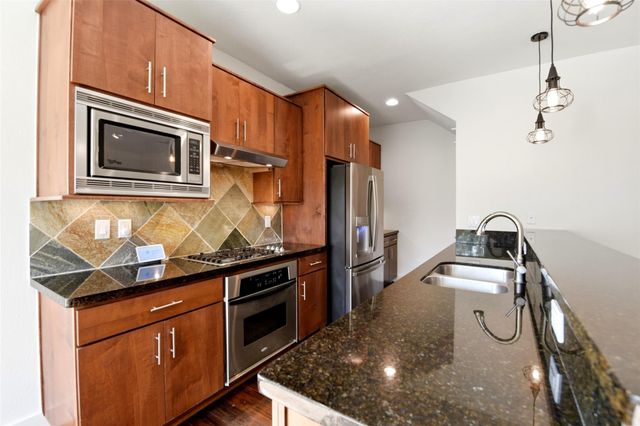 1512 Crockett Street A, Houston, TX 77007