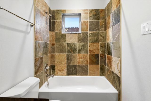 1512 Crockett Street A, Houston, TX 77007