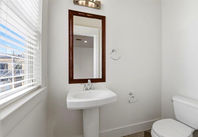 1512 Crockett Street A, Houston, TX 77007