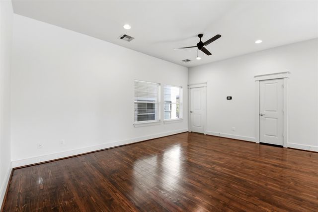1512 Crockett Street A, Houston, TX 77007