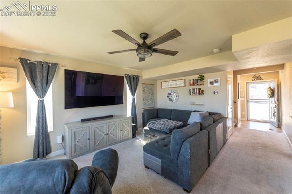 10552 Horton Drive, Colorado Springs, CO 80925 — photo 3