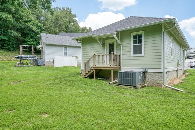 435 Juniper Dr, Cookeville, TN 38501
