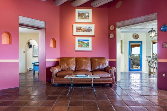 5 Cerrado Court, Santa Fe, NM 87508