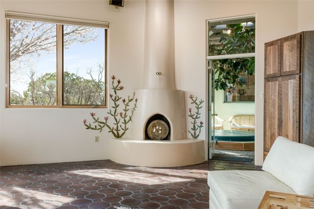 5 Cerrado Court, Santa Fe, NM 87508