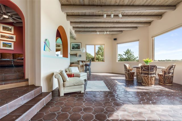 5 Cerrado Court, Santa Fe, NM 87508