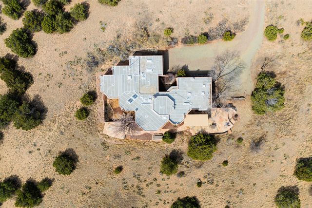 5 Cerrado Court, Santa Fe, NM 87508