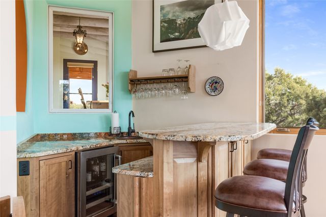 5 Cerrado Court, Santa Fe, NM 87508