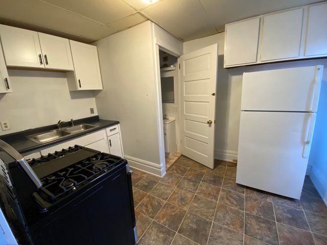415 Davis Street, Kalamazoo, MI 49007