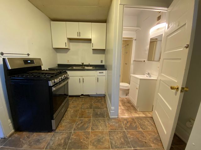 415 Davis Street, Kalamazoo, MI 49007