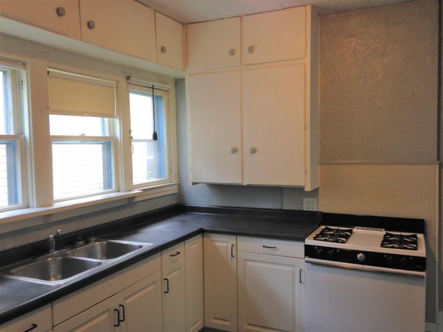 415 Davis Street, Kalamazoo, MI 49007