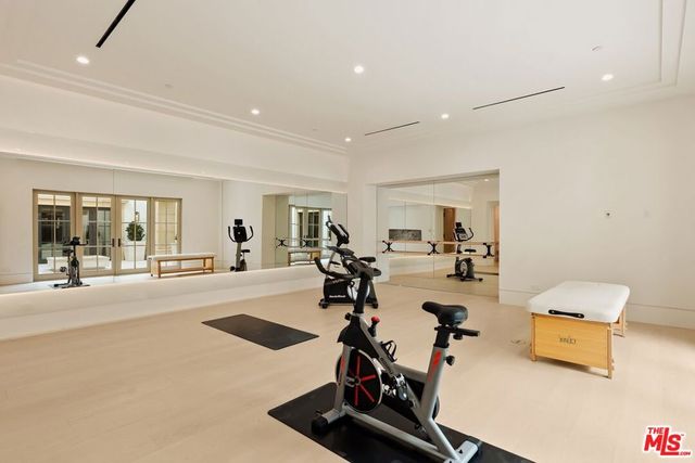 18 Swimmers Point, Newport Coast, CA 92657