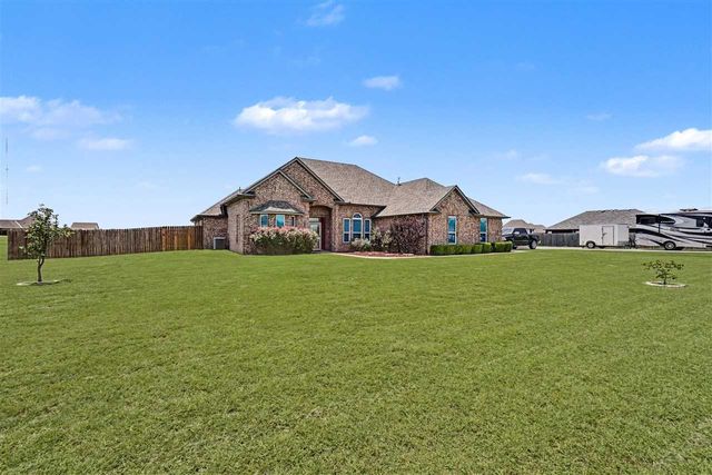 293 SW Deyo Landing Loop, Cache, OK 73527