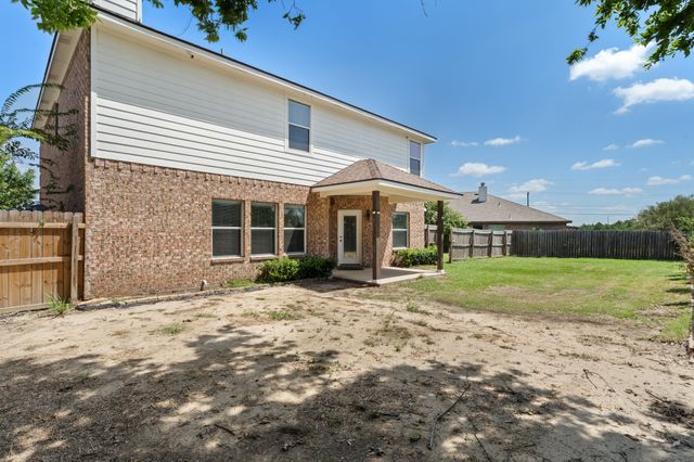 141 Toma Hawk Drive, Greenville, TX 75402