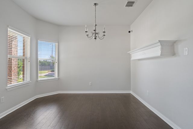 141 Toma Hawk Drive, Greenville, TX 75402