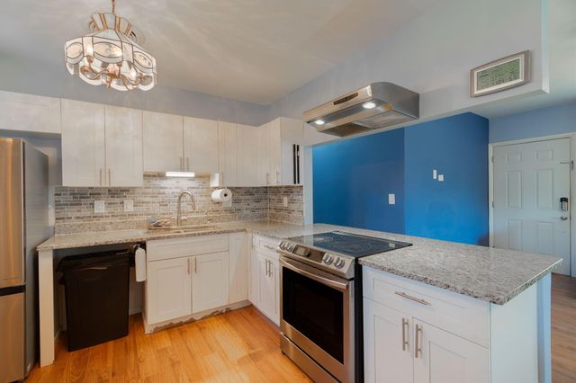 1446 W DREW Street, Lantana, FL 33462