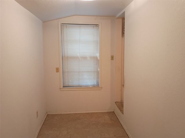 3132 Purington Avenue, Fort Worth, TX 76103
