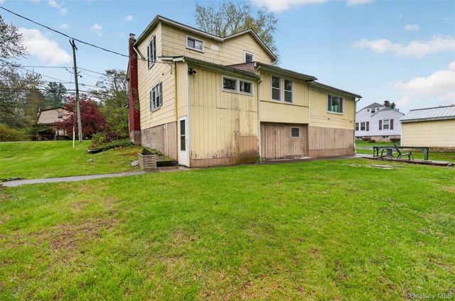 6355 State Route 42, Woodbourne, NY 12788