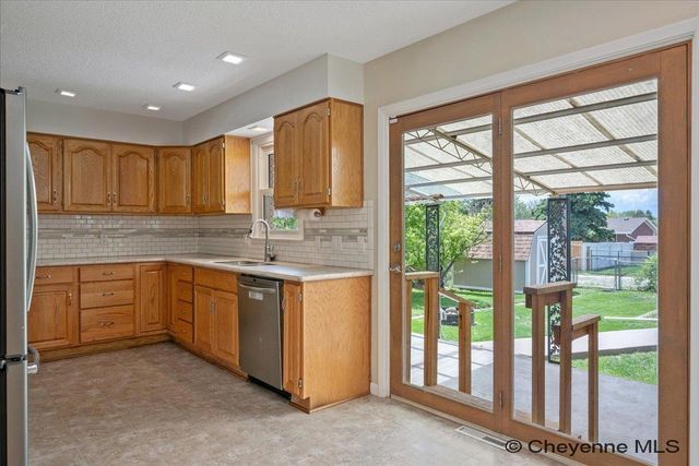 5028 GREYBULL AVE, Cheyenne, WY 82009