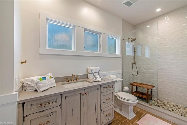 434 3rd AVE S, Naples, FL 34102