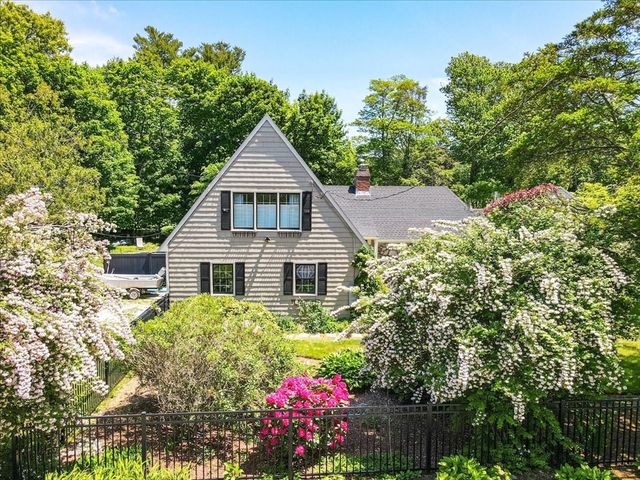 32 Branch St, Scituate, MA 02066