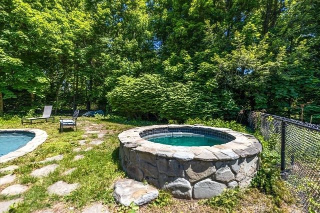 32 Branch St, Scituate, MA 02066