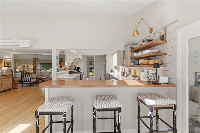 32 Branch St, Scituate, MA 02066