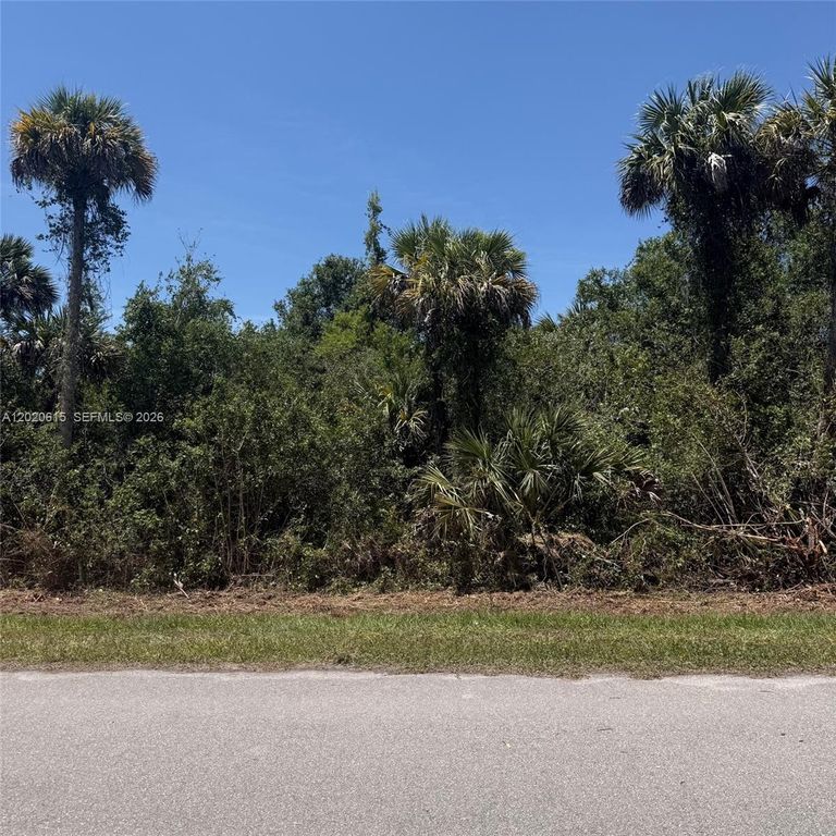 3811 SE 34 Avenue, Naples, FL 34117