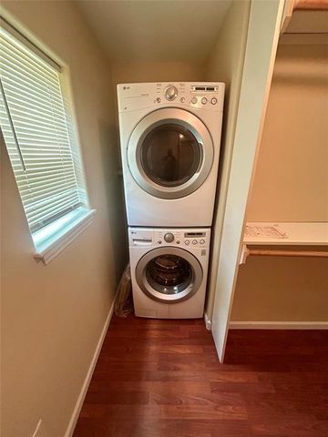 1025 14th Street, San Leon, TX 77539