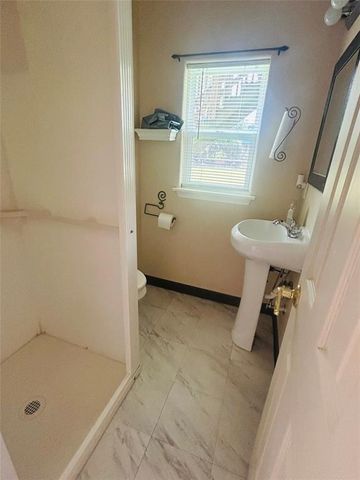 1025 14th Street, San Leon, TX 77539