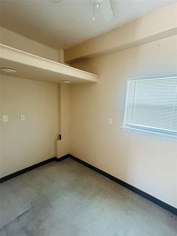 1025 14th Street, San Leon, TX 77539