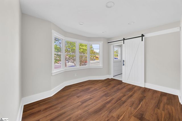 2501 Poinsett Highway, Greenville, SC 29609