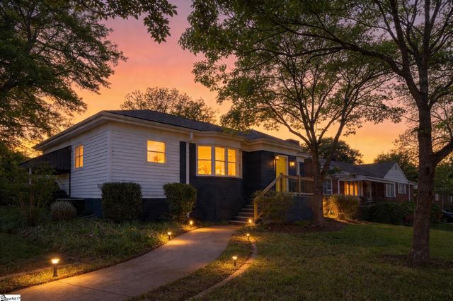 2501 Poinsett Highway, Greenville, SC 29609