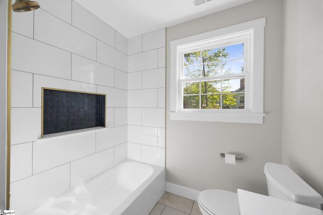 2501 Poinsett Highway, Greenville, SC 29609