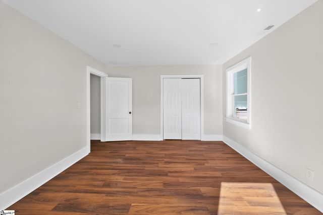 2501 Poinsett Highway, Greenville, SC 29609