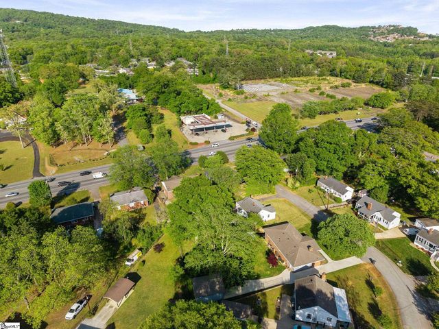 2501 Poinsett Highway, Greenville, SC 29609