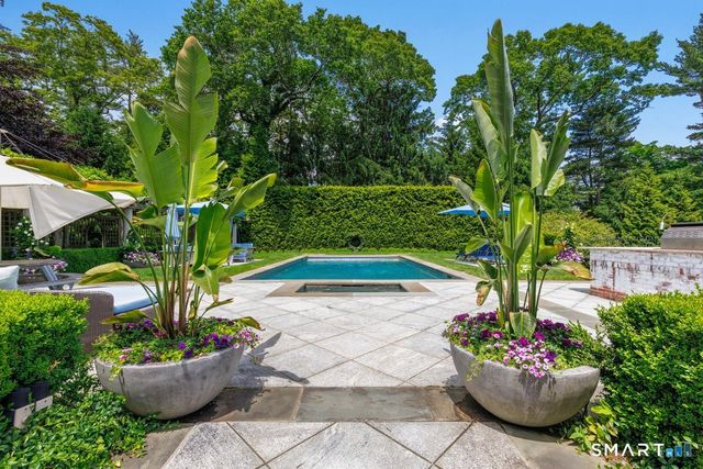 16 East Trail, Darien, CT 06820