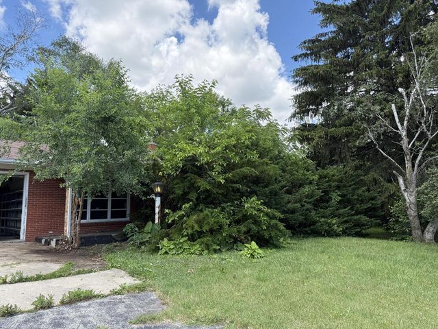 1604 N Green Bay ROAD, Mount Pleasant, WI 53406