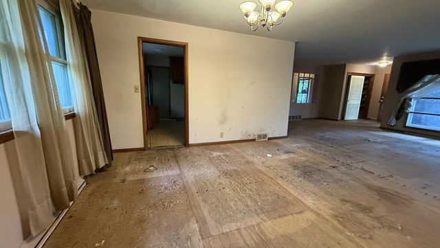 1604 N Green Bay ROAD, Mount Pleasant, WI 53406