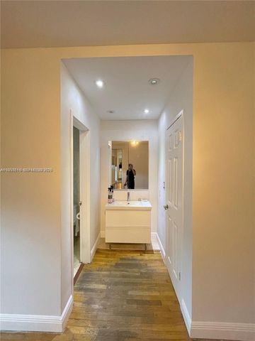 7312 Gary Ave 7312, Miami Beach, FL 33141