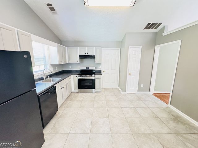 1450 Millhaven Drive, Auburn, GA 30011