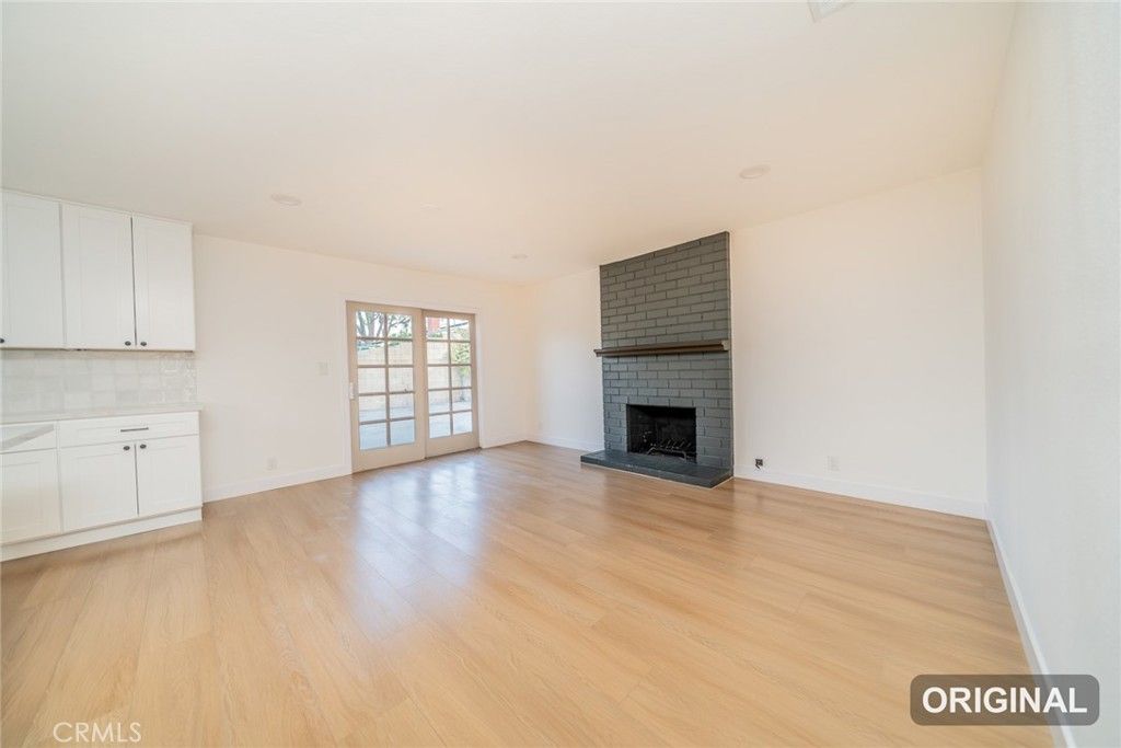 Image 10 of property listing at 6270 Kinlock, Rancho Cucamonga, CA 91737