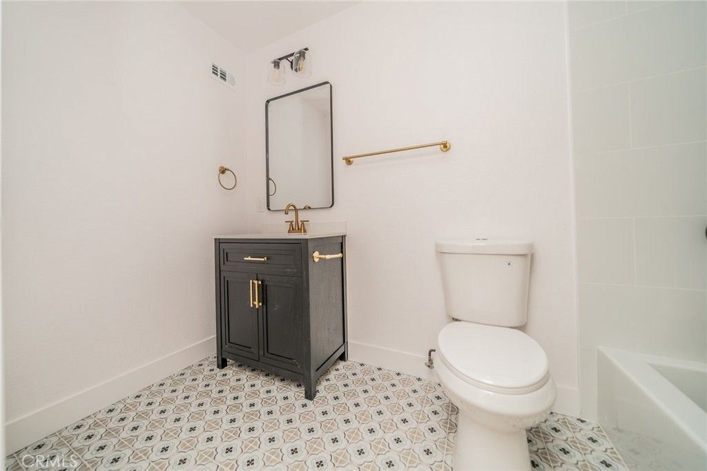 Image 22 of property listing at 6270 Kinlock, Rancho Cucamonga, CA 91737