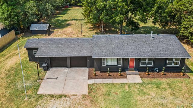 4739 N Arkansas, Wichita, KS 67204