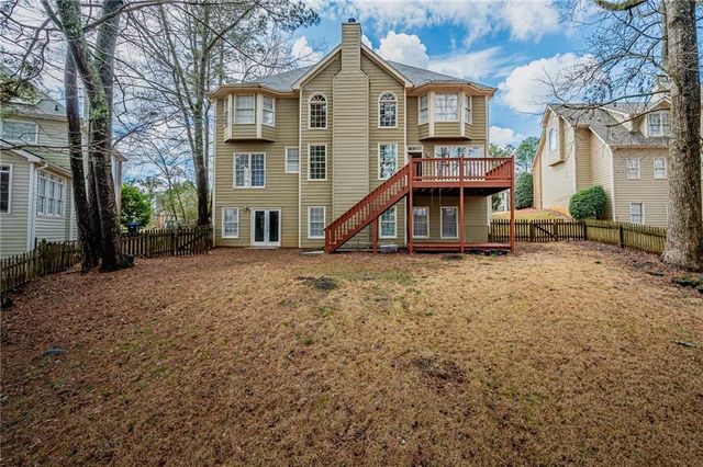 2165 Wildwood Lake Drive, Suwanee, GA 30024