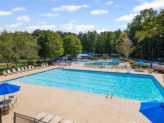 2165 Wildwood Lake Drive, Suwanee, GA 30024