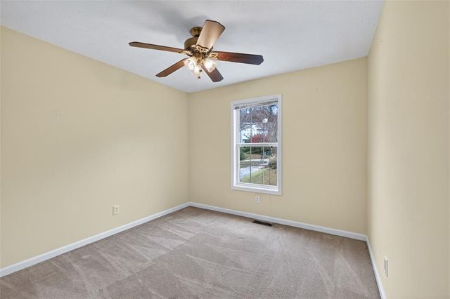 4695 Eucalyptus Way, Flowery Branch, GA 30542